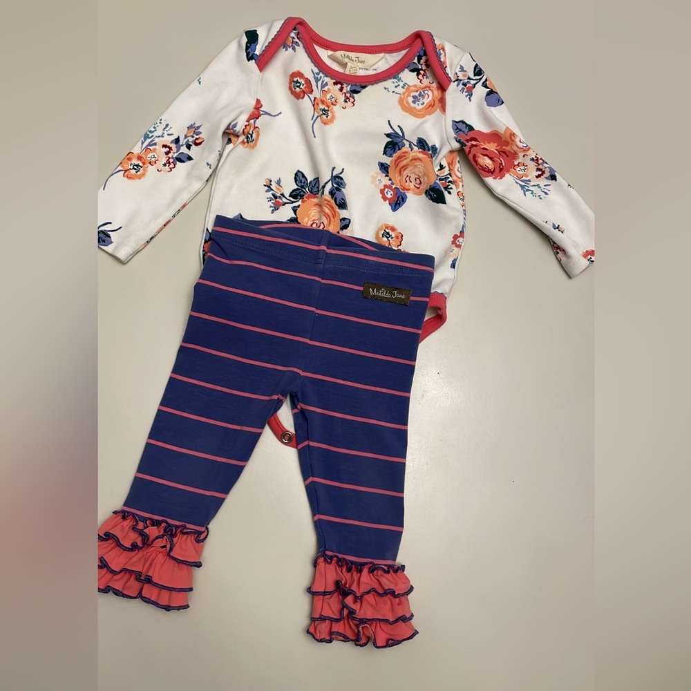 Matilda Jane 6-12m baby set EUC